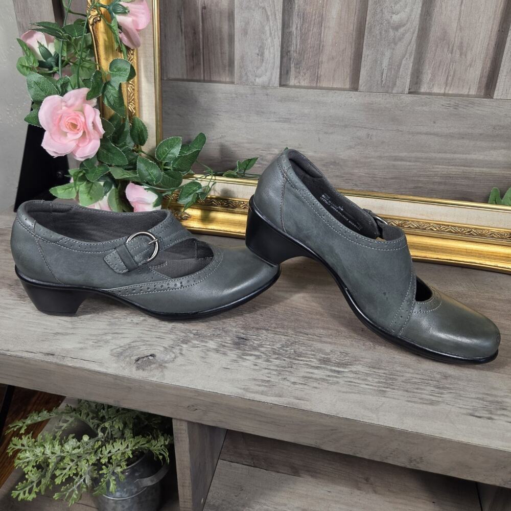Clarks Bendables Gray Leather Mary Jane Pumps Women's 8.5M Comfort Low Heel